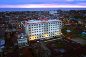 Гостиница Rocky Plaza Hotel Padang  Паданг
